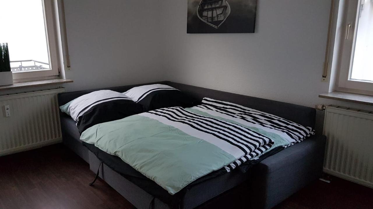 Ferien- Und Businessapartment I Modern Mit Wlan Und Parkplatz Nahe Zentrum, Automobil- Und Tech-Firmen, Messe Renningen Bagian luar foto
